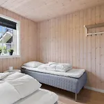 Rixa - 350m From The Sea By Interhome *