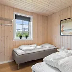 Rixa - 350m From The Sea By Interhome